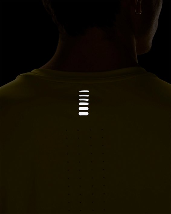Men's UA Iso-Chill Laser Heat Short Sleeve, Yellow, pdpMainDesktop image number 3